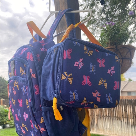 Butterfly Backpack w/Matching Lunch Box - Picture 2 of 10